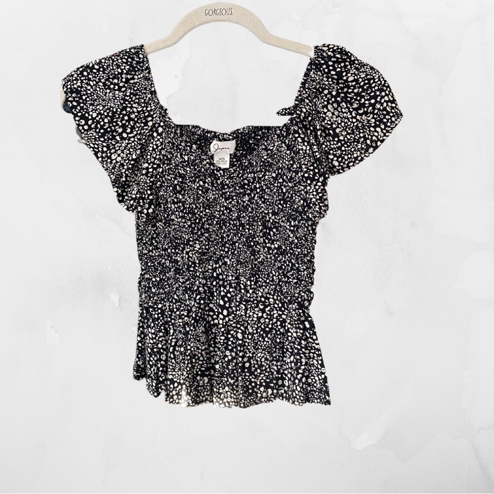 Cute T-shirt!